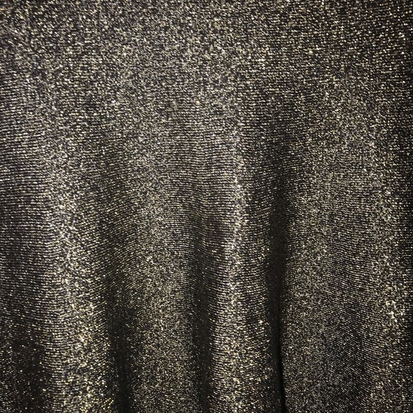 Gorgeous sparkly skirt! - Picture 3 of 5